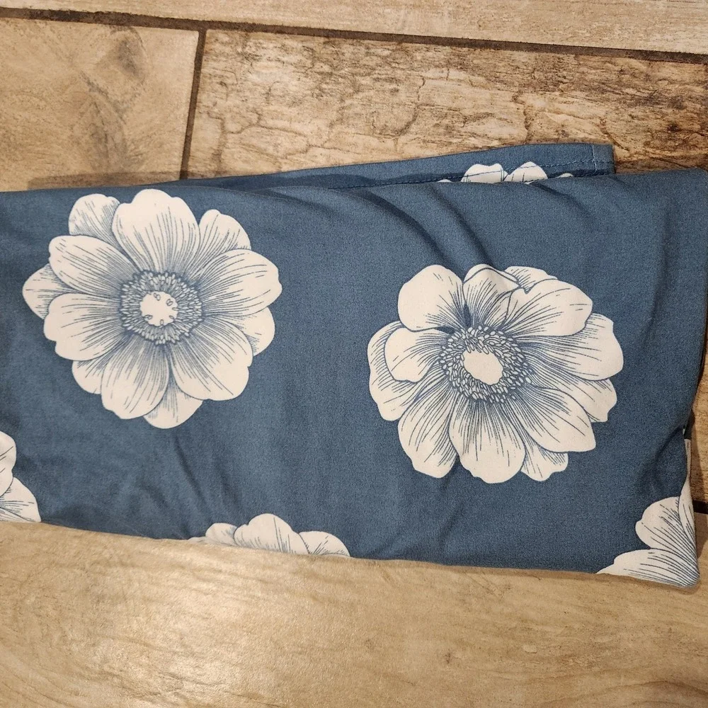 Stretchy Carseat Cover Made In The USA Floral